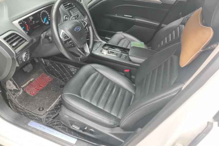 Used Ford Mondeo 2017 EcoBoost 200 Stylish Model Left Front Seat