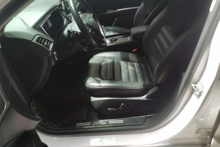 Used Ford Mondeo 2017 EcoBoost 180 Luxury Model Left Front Seat