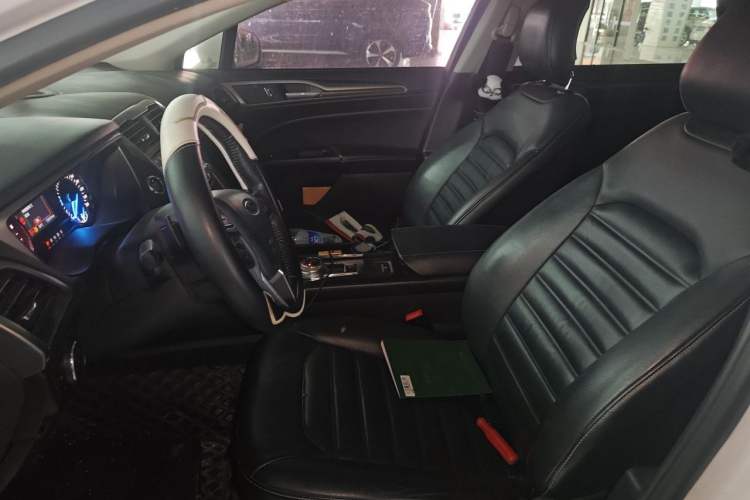Used Ford Mondeo 2017 Facelifted EcoBoost 180 Fashion Edition Left Front Seat