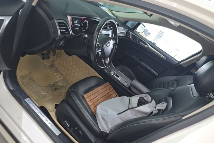 Used Ford Mondeo 2017 EcoBoost 180 Stylish Model Left Front Seat