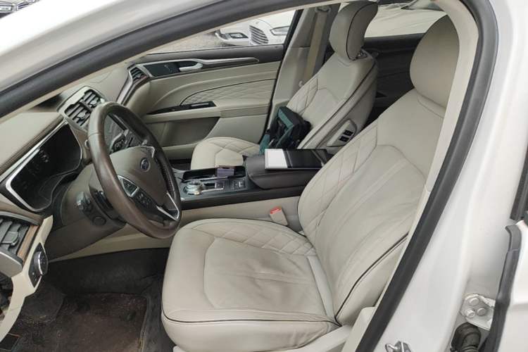 Used Ford Mondeo 2017 EcoBoost 245 Flagship Model Left Front Seat