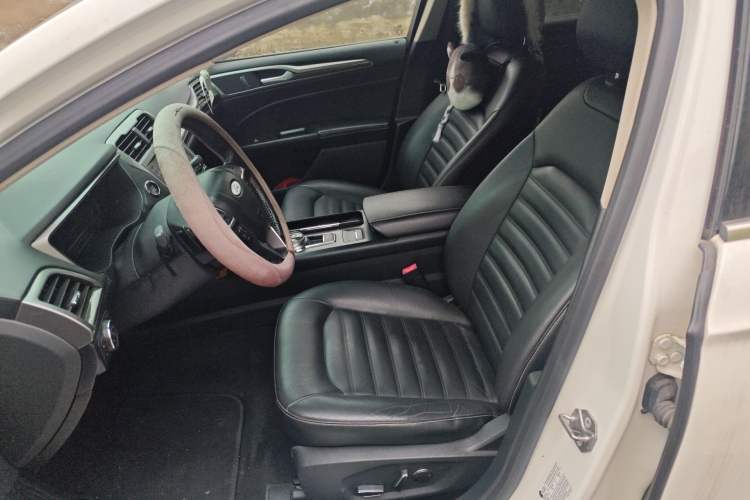Used Ford Mondeo 2017 Facelifted EcoBoost 180 Fashion Edition Left Front Seat