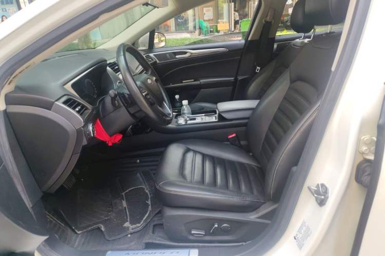 Used Ford Mondeo 2017 Facelifted EcoBoost 180 Fashion Edition Left Front Seat