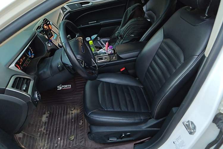 Used Ford Mondeo 2017 EcoBoost 200 Stylish Model Left Front Seat