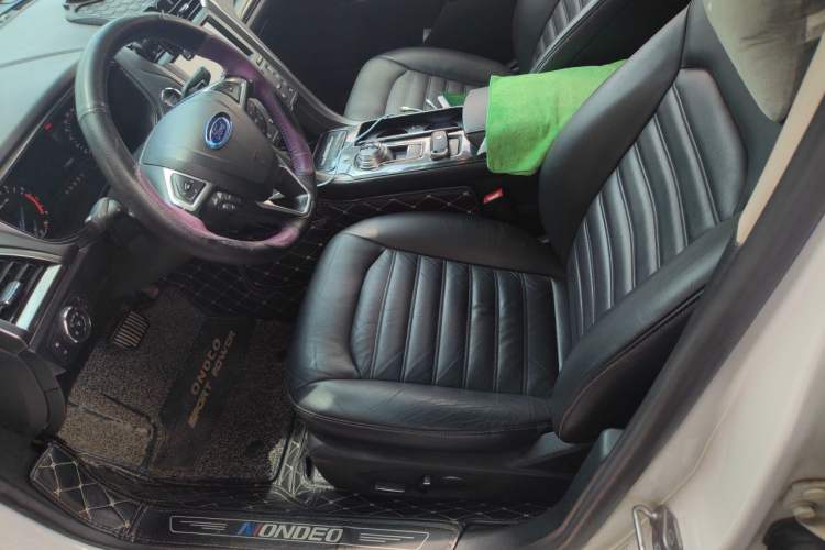 Used Ford Mondeo 2017 EcoBoost 200 Stylish Model Left Front Seat