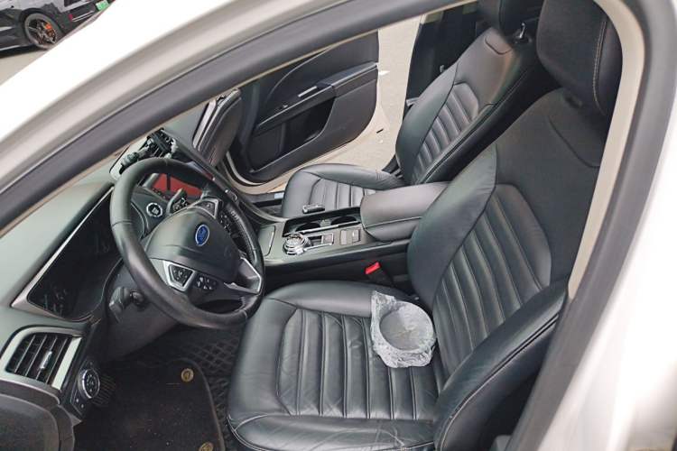 Used Ford Mondeo 2017 EcoBoost 180 Stylish Model Left Front Seat