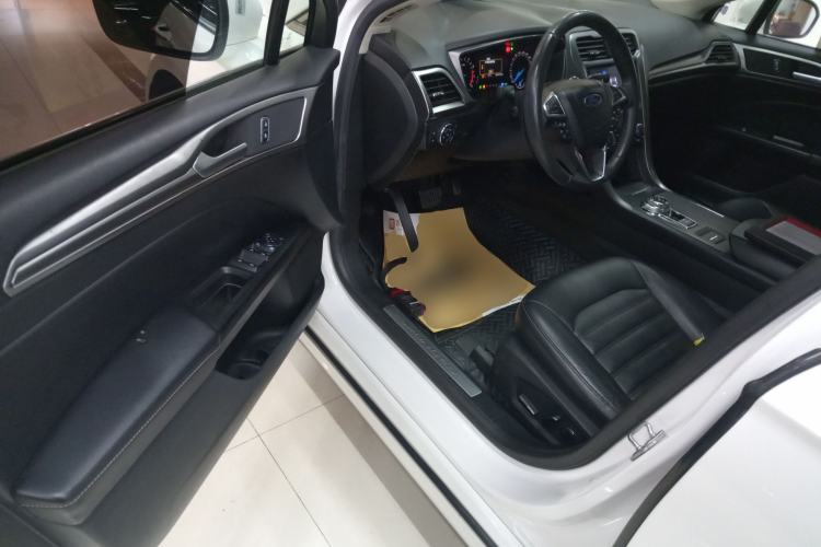 Used Ford Mondeo 2017 EcoBoost 200 Stylish Model Left Front Seat