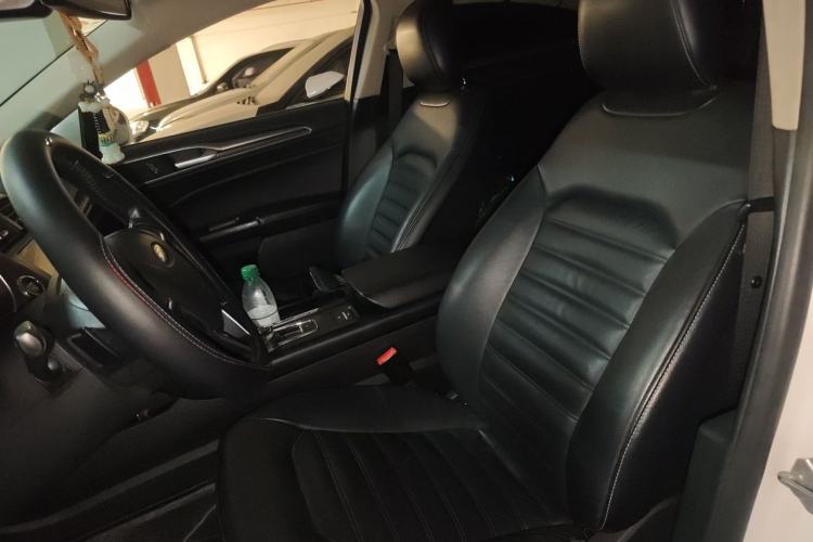 Used Ford Mondeo 2017 EcoBoost 200 Luxury Model Left Front Seat