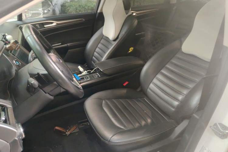 Used Ford Mondeo 2017 EcoBoost 180 Stylish Model Left Front Seat