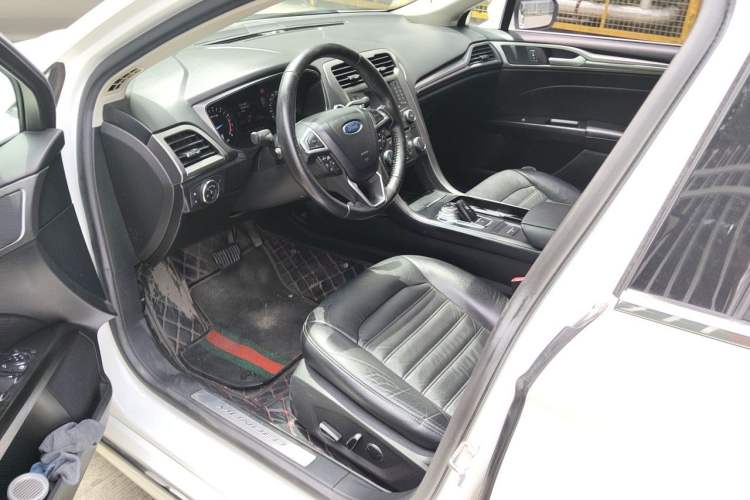 Used Ford Mondeo 2017 EcoBoost 200 Stylish Model Left Front Seat