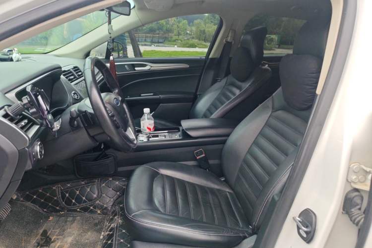 Used Ford Mondeo 2017 EcoBoost 180 Stylish Model Left Front Seat