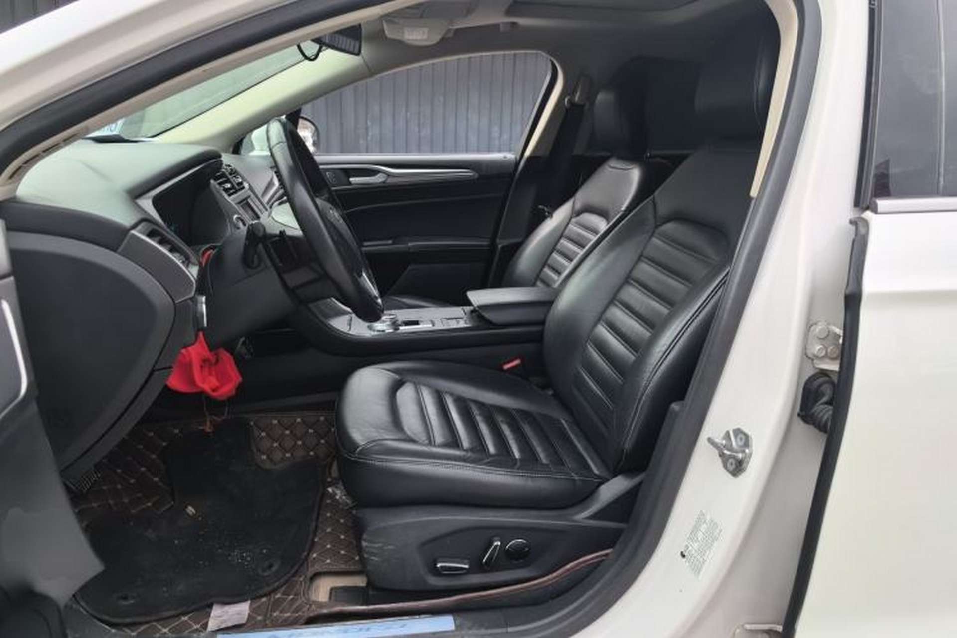 Used Ford Mondeo 2017 EcoBoost 180 Stylish Model Left Front Seat