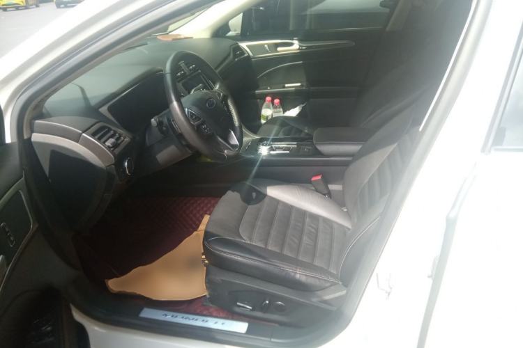 Used Ford Mondeo 2017 EcoBoost 200 Stylish Model Left Front Seat