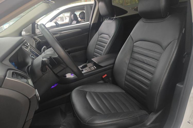 Used Ford Mondeo 2017 EcoBoost 200 Stylish Model Left Front Seat
