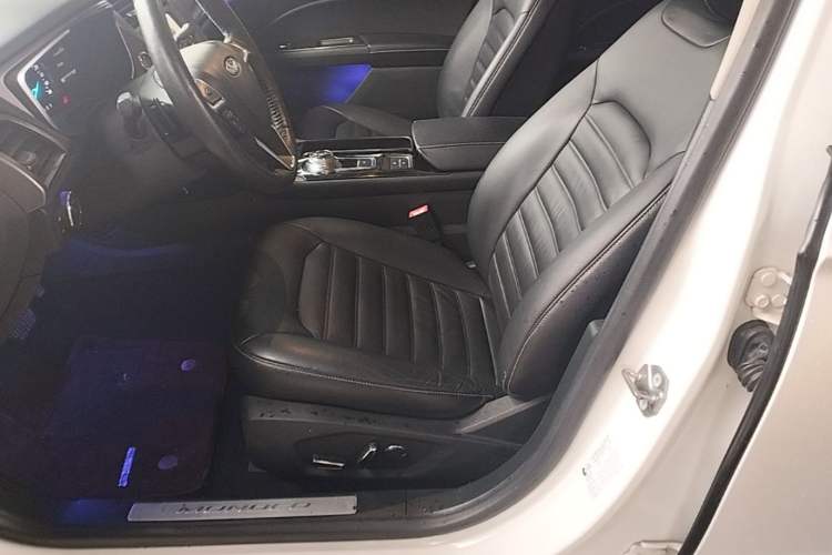 Used Ford Mondeo 2017 EcoBoost 200 Luxury Model Left Front Seat