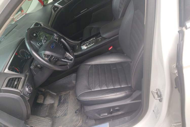 Used Ford Mondeo 2017 EcoBoost 180 Stylish Model Left Front Seat