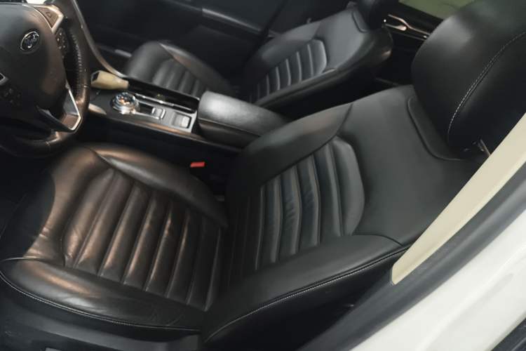 Used Ford Mondeo 2017 EcoBoost 200 Stylish Model Left Front Seat