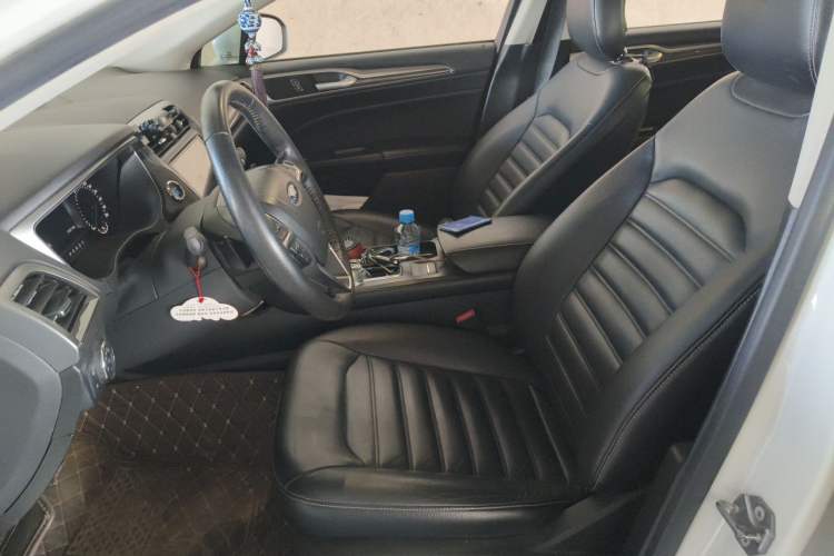 Used Ford Mondeo 2017 EcoBoost 180 Stylish Model Left Front Seat