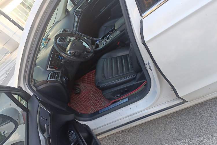 Used Ford Mondeo 2017 EcoBoost 180 Stylish Model Left Front Seat