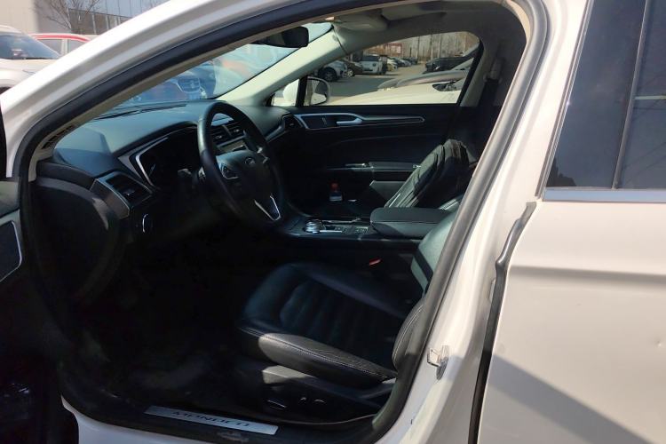 Used Ford Mondeo 2017 EcoBoost 180 Luxury Model Left Front Seat