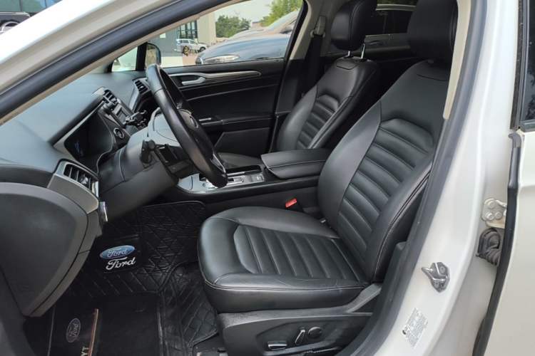 Used Ford Mondeo 2017 EcoBoost 180 Stylish Model Left Front Seat