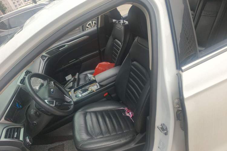 Used Ford Mondeo 2017 EcoBoost 180 Stylish Model Left Front Seat