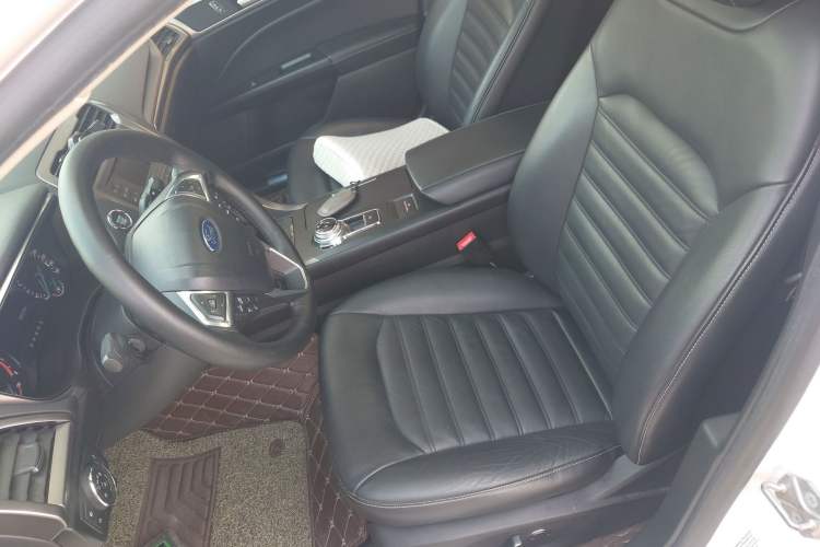 Used Ford Mondeo 2017 EcoBoost 200 Stylish Model Left Front Seat