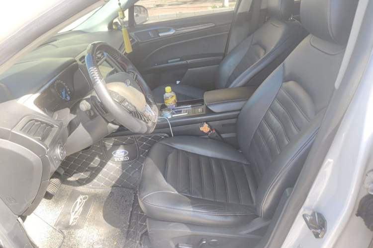 Used Ford Mondeo 2017 EcoBoost 180 Stylish Model Left Front Seat