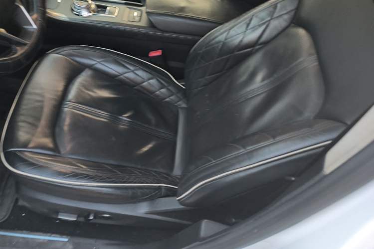 Used Ford Mondeo 2017 EcoBoost 245 Flagship Model Left Front Seat