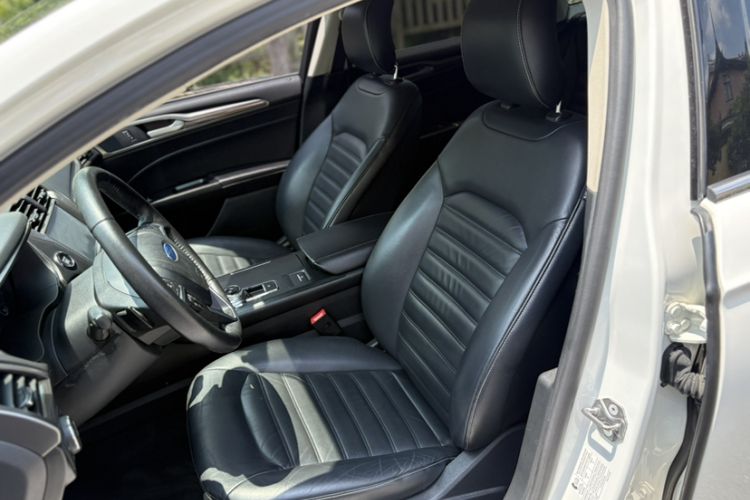 Used Ford Mondeo 2017 EcoBoost 180 Stylish Model Left Front Seat