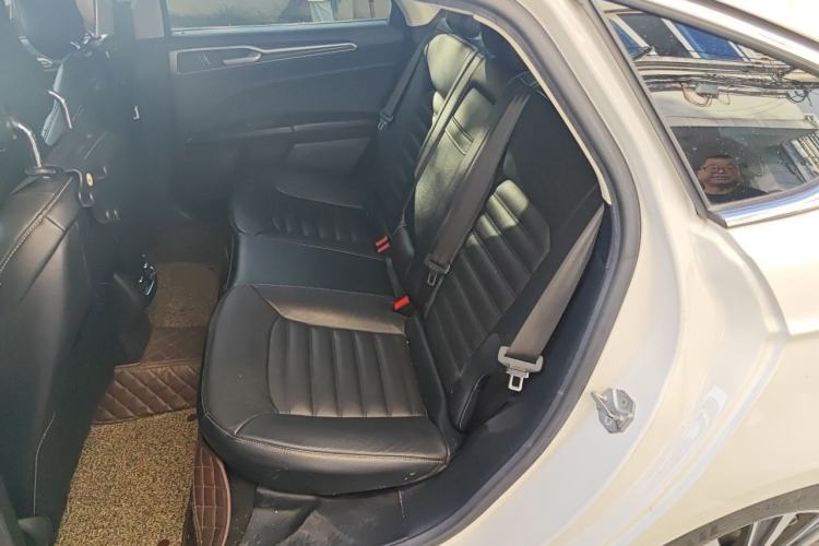 Used Ford Mondeo 2017 Facelifted EcoBoost 200 Luxury Version Left Rear Seat