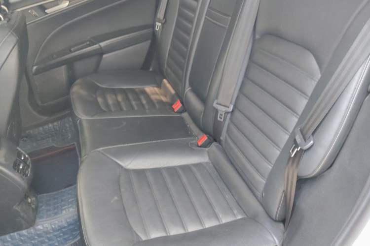 Used Ford Mondeo 2017 EcoBoost 180 Stylish Model Left Rear Seat