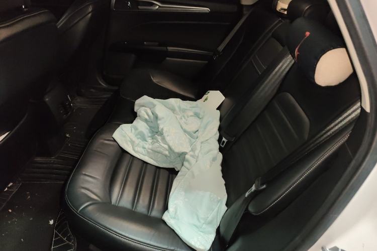 Used Ford Mondeo 2017 EcoBoost 180 Stylish Model Left Rear Seat