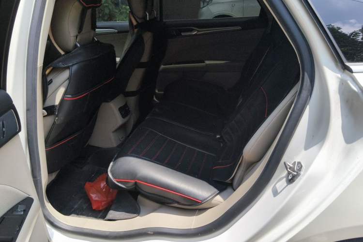 Used Ford Mondeo 2017 EcoBoost 180 Comfort Model Left Rear Seat
