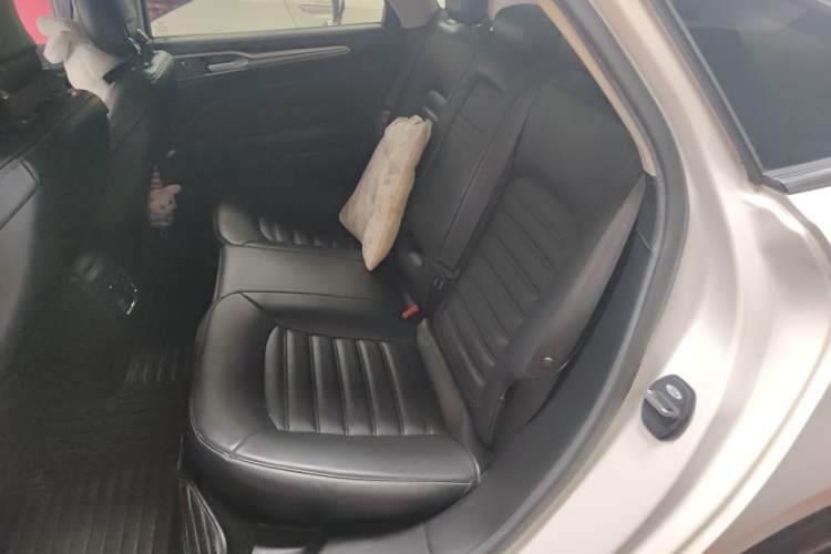 Used Ford Mondeo 2017 EcoBoost 200 Stylish Model Left Rear Seat