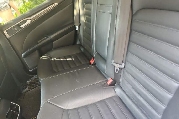 Used Ford Mondeo 2017 EcoBoost 180 Luxury Model Left Rear Seat