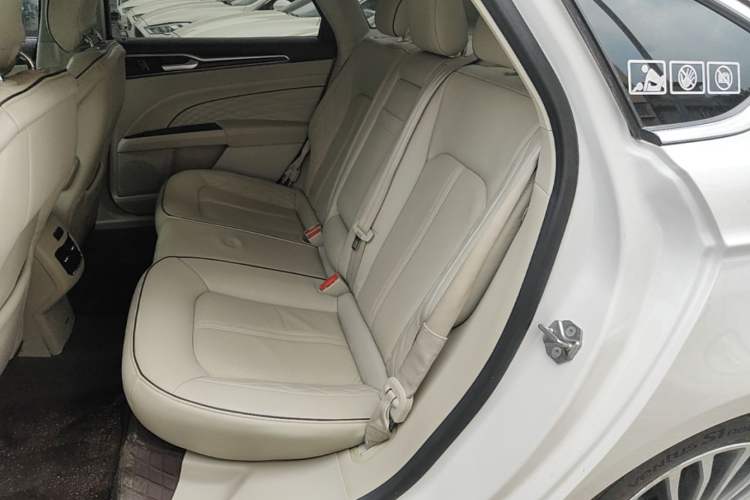 Used Ford Mondeo 2017 EcoBoost 245 Flagship Model Left Rear Seat
