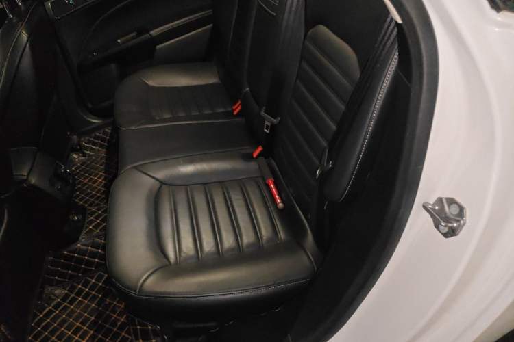 Used Ford Mondeo 2017 EcoBoost 180 Stylish Model Left Rear Seat