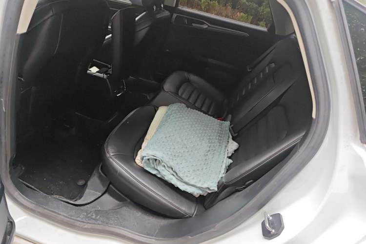 Used Ford Mondeo 2017 EcoBoost 180 Stylish Model Left Rear Seat