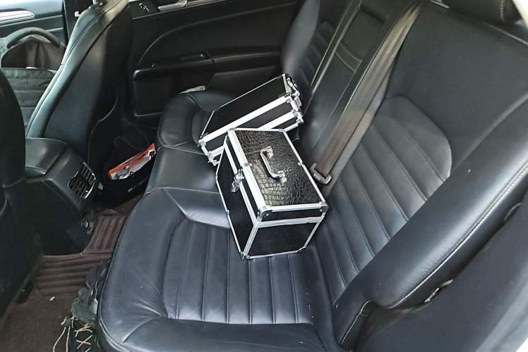 Used Ford Mondeo 2017 EcoBoost 200 Stylish Model Left Rear Seat