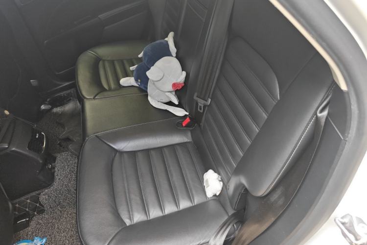 Used Ford Mondeo 2017 EcoBoost 180 Stylish Model Left Rear Seat