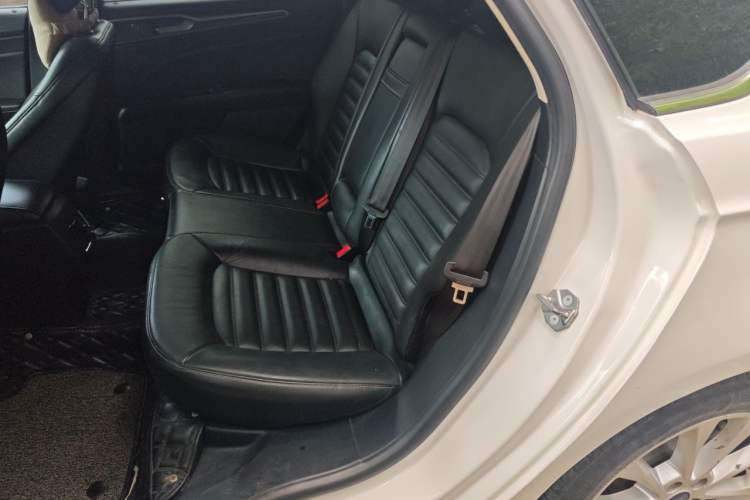 Used Ford Mondeo 2017 EcoBoost 180 Stylish Model Left Rear Seat