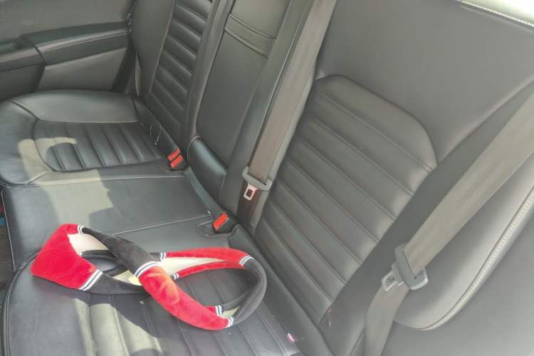 Used Ford Mondeo 2017 EcoBoost 180 Stylish Model Left Rear Seat