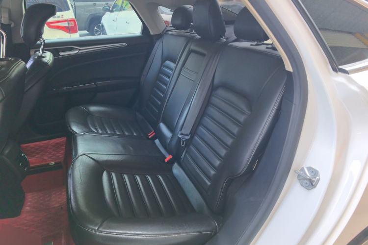 Used Ford Mondeo 2017 EcoBoost 180 Stylish Model Left Rear Seat