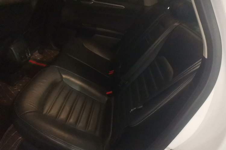 Used Ford Mondeo 2017 EcoBoost 180 Stylish Model Left Rear Seat
