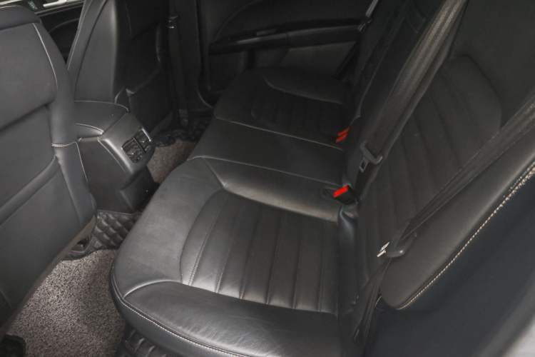 Used Ford Mondeo 2017 EcoBoost 180 Stylish Model Left Rear Seat