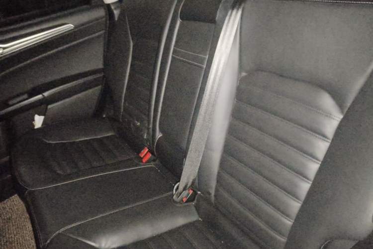 Used Ford Mondeo 2017 EcoBoost 180 Stylish Model Left Rear Seat