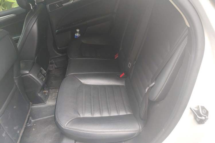 Used Ford Mondeo 2017 EcoBoost 180 Stylish Model Left Rear Seat