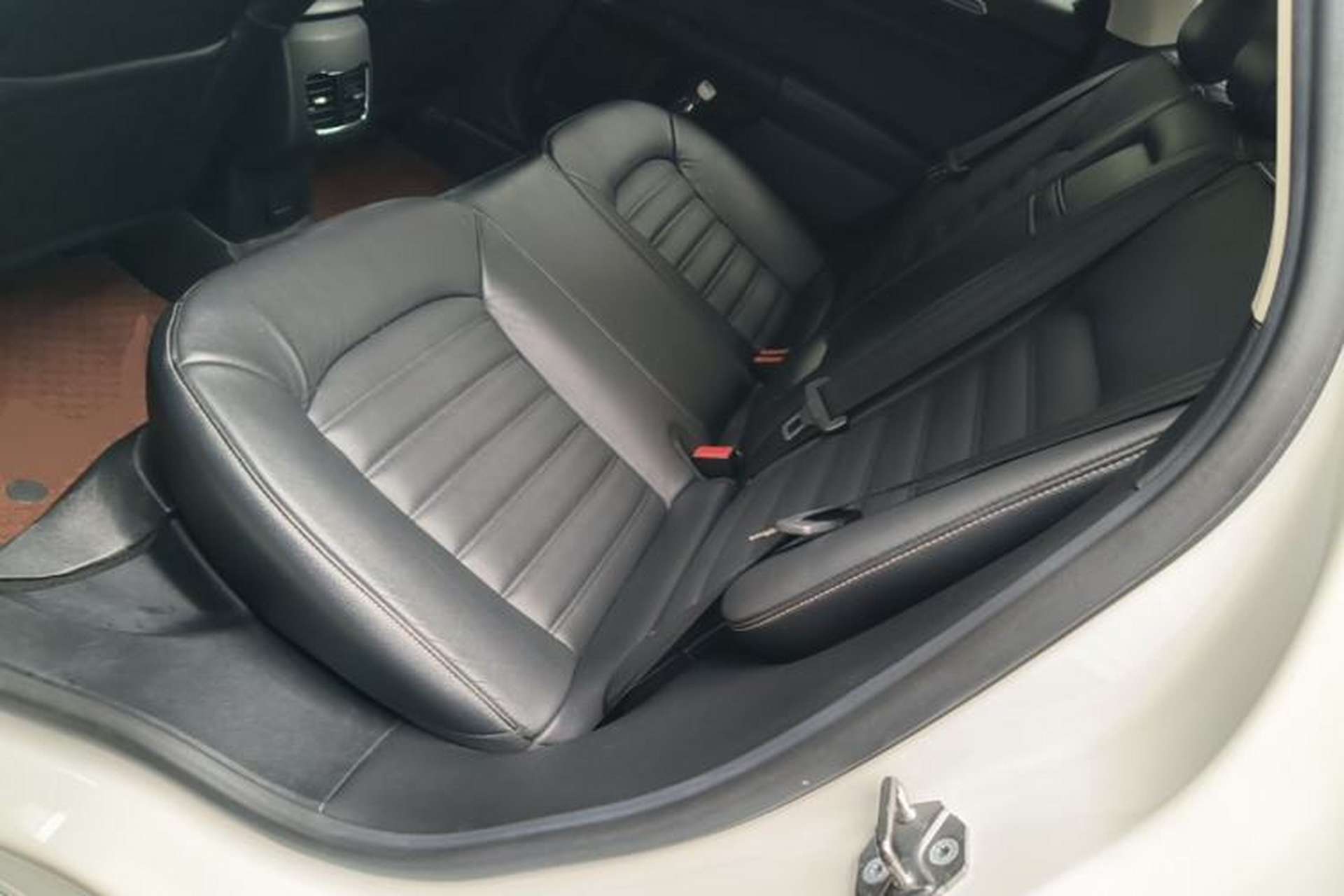 Used Ford Mondeo 2017 EcoBoost 200 Stylish Model Left Rear Seat