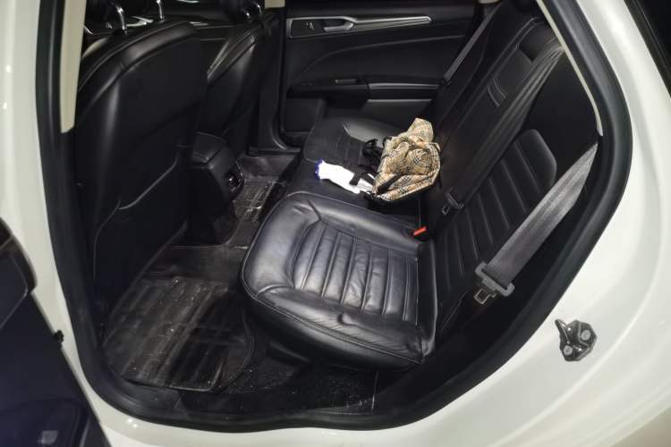 Used Ford Mondeo 2017 EcoBoost 200 Stylish Model Left Rear Seat